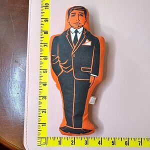 Mr. Right "When You Need Him" Karen Salmansohn Running Press Talking Pillow Man